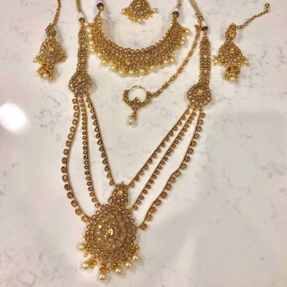 Jewelry - COMPLETE Gold Plated Kundan Bridal Set